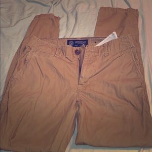 American eagle khaki pants